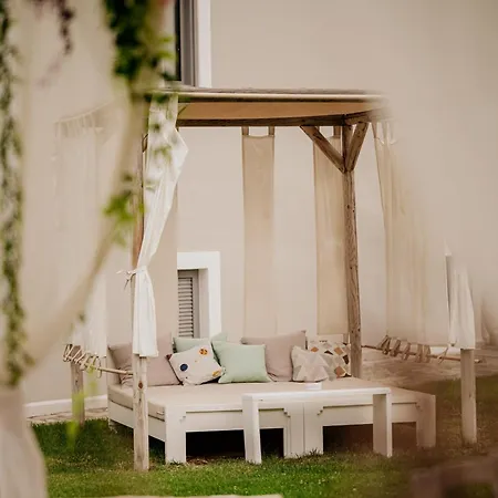 Apartment Iphigenia Mythic Retreat